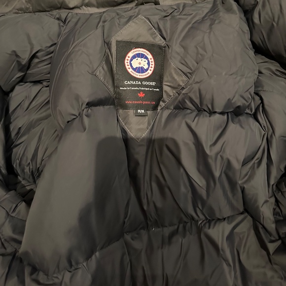 Canada Goose Jacket - Picture 2 of 6
